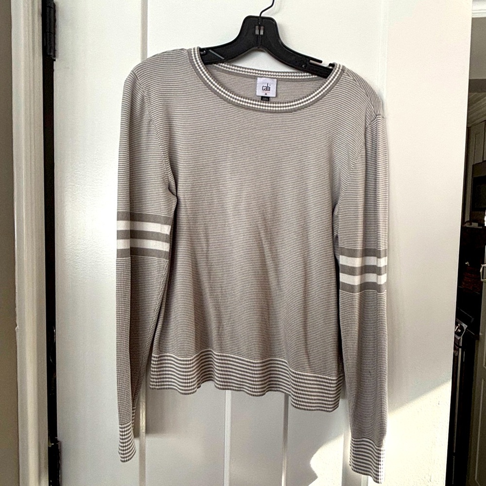 Cabi 4663 Charlie Pullover Fall 2024 med